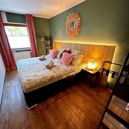 Cozy Wilkipartment Bis 4 Pers - Hund - Netflix - Wlan - Wintergarten - Coffeebar - Popcorn Verl Exteriör bild